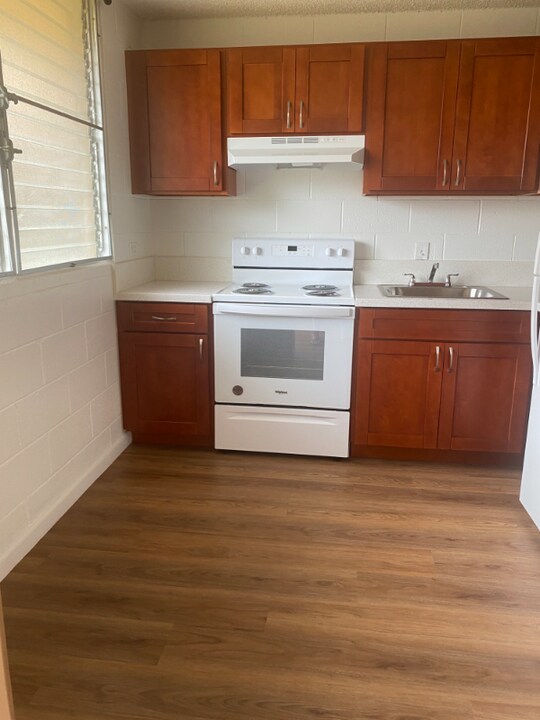 949 Luehu St-Unit -B10 in Pearl City, HI - Foto de edificio