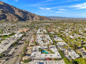 Canyon Villas in Palm Springs, CA - Building Photo - Primary Photo