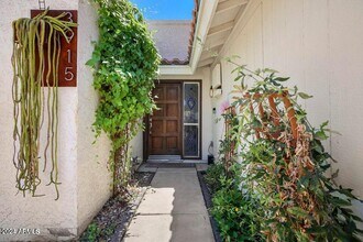 3915 E Larkspur Dr in Phoenix, AZ - Building Photo - Building Photo