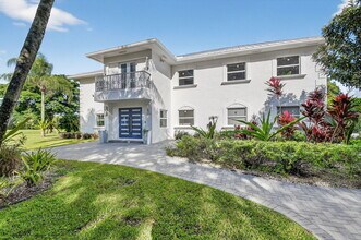 2900 Greenbriar Blvd in Wellington, FL - Building Photo - Building Photo