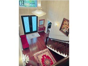 3263 Norwood Ave in North Vancouver, BC - Building Photo - Building Photo