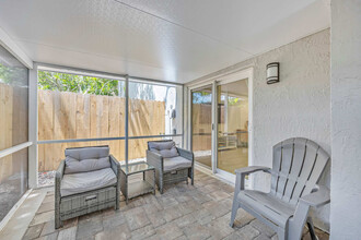 241 S Brevard Ave in Cocoa Beach, FL - Building Photo - Building Photo