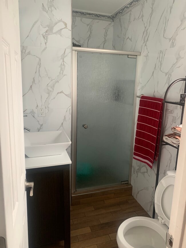 766 N Alexandria Ave in Los Angeles, CA - Building Photo - Building Photo