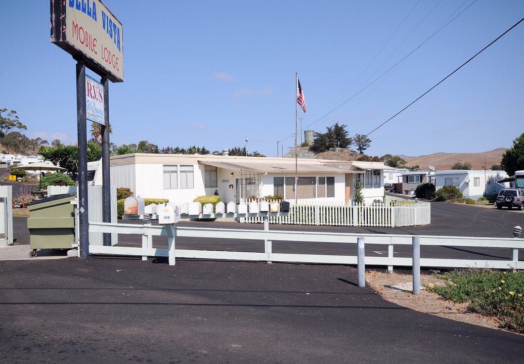 Bella Vista Mobile Lodge in Cayucos, CA - Building Photo