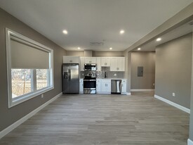 5 Washington St, Unit #503 in Boston, MA - Building Photo