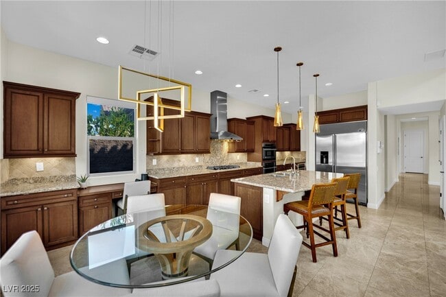 property at 2805 Molinard Ct