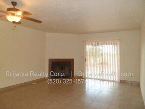 3311 S Placita Saltillo in Tucson, AZ - Building Photo - Building Photo