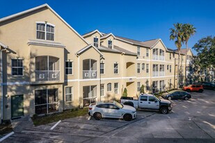 Park Terrace in Tampa, FL - Building Photo