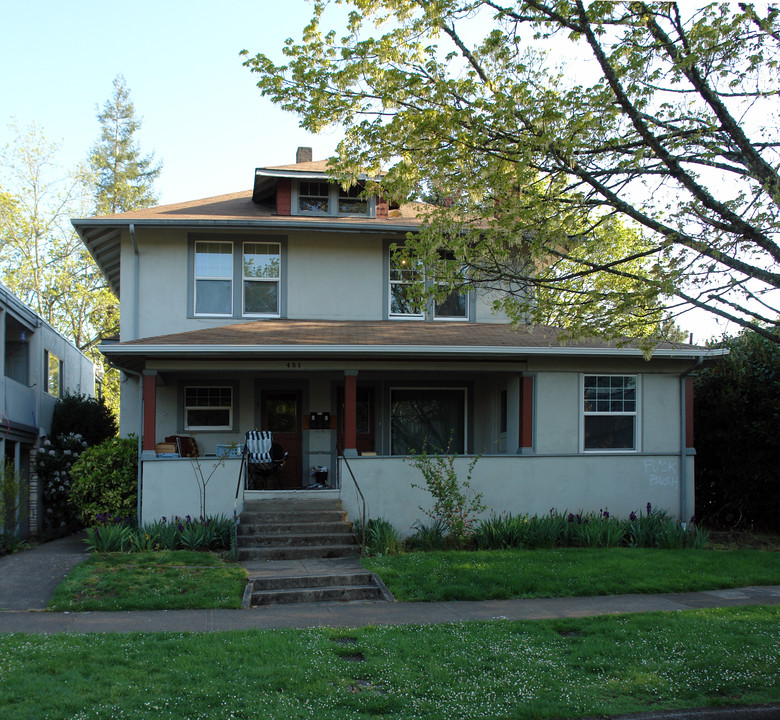 451 E 14th Ave in Eugene, OR - Building Photo