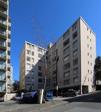 Centennial Court in Vancouver, BC - Building Photo - Building Photo