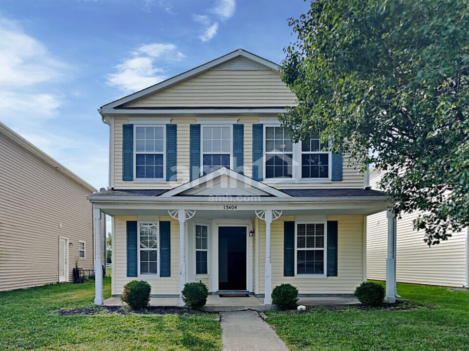 13404 All American Rd in Fishers, IN - Building Photo