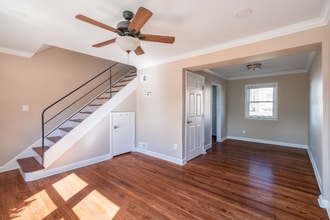 2526 Iverson St in Temple Hills, MD - Building Photo - Building Photo
