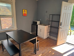 3625 Bedford St, Unit Unit 2 in Detroit, MI - Building Photo - Building Photo