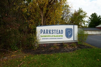 Parkstead Black River in Watertown, NY - Foto de edificio - Building Photo