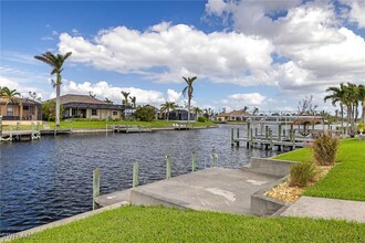 2307 SW 40th St in Cape Coral, FL - Building Photo - Building Photo