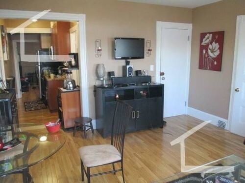 27 Bay State Rd-Unit -12 in Boston, MA - Building Photo