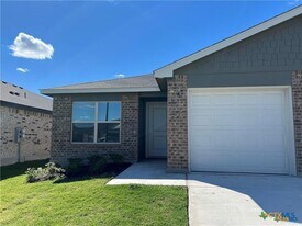 1274 Lehmann Dr in Copperas Cove, TX - Building Photo