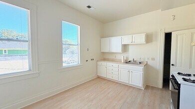 1545 Lincoln Ave in Alameda, CA - Building Photo - Building Photo