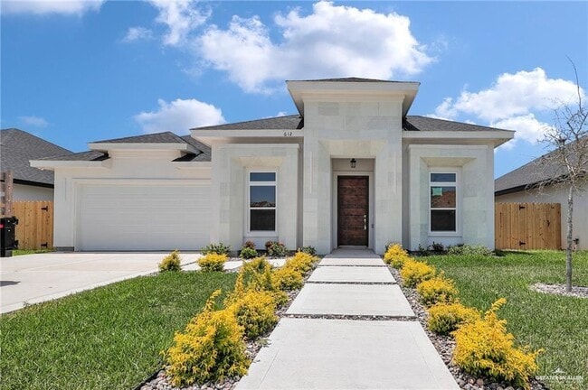 property at 8 Makayla Dr