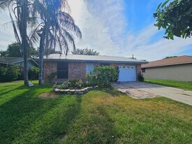 1005 N 26th St in Harlingen, TX - Building Photo