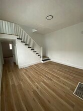 3810 Vermont Ave in Louisville, KY - Foto de edificio - Building Photo