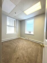 245 Shaw St in New London, CT - Building Photo - Building Photo