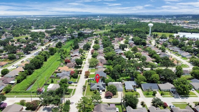 property at 2638 S Camden Pkwy