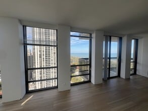 1660 N La Salle Dr in Chicago, IL - Foto de edificio - Building Photo