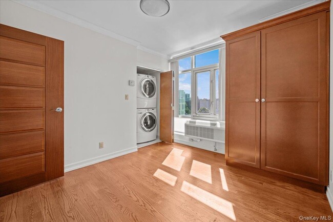 property at 3511 Cambridge Ave