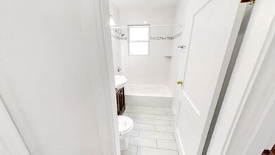 240 Parker Hill Ave, Unit 1 in Boston, MA - Building Photo - Building Photo