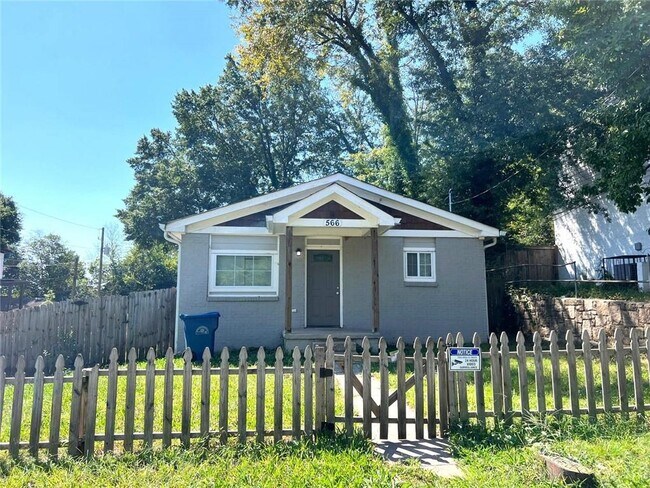 566 Rockwell St SW in Atlanta, GA - Building Photo - Building Photo
