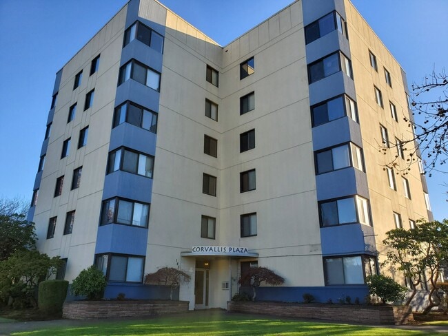 145 NW 16th St