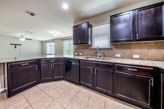 11730 Cayenne Canyon in San Antonio, TX - Building Photo - Building Photo