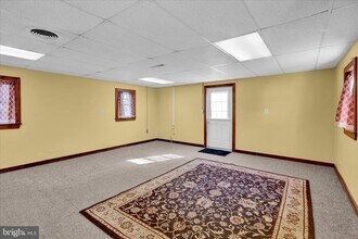 392 5 Locks Rd in Shoemakersville, PA - Building Photo - Building Photo