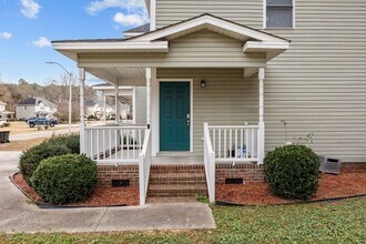 107 Laura Ln in Lillington, NC - Building Photo - Building Photo