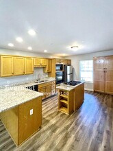 4021 Creekside Dr in Nashville, TN - Building Photo - Building Photo