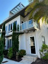 6320 NW 105th Pl in Doral, FL - Building Photo