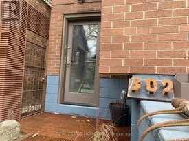 302 Rhodes Ave in Toronto, ON - Building Photo