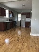 215 English St in New Haven, CT - Building Photo - Building Photo