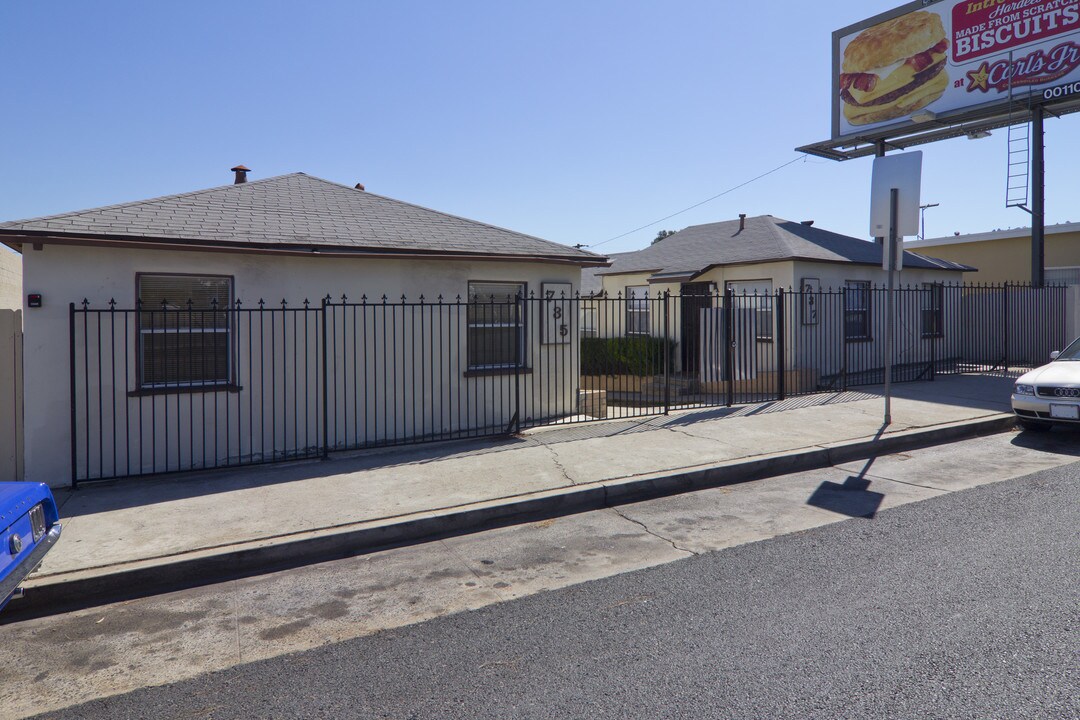 735 El Cajon Blvd in El Cajon, CA - Building Photo