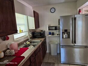 1261 Peacefield Dr in Jacksonville, FL - Building Photo - Building Photo