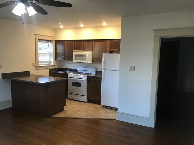 502 W Orange St | Rentals in Lancaster, PA