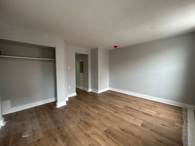 430 Dickinson St in Philadelphia, PA - Building Photo - Building Photo