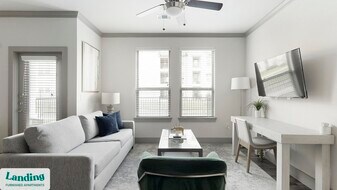 12500 Shadowglen Trce in Manor, TX - Building Photo