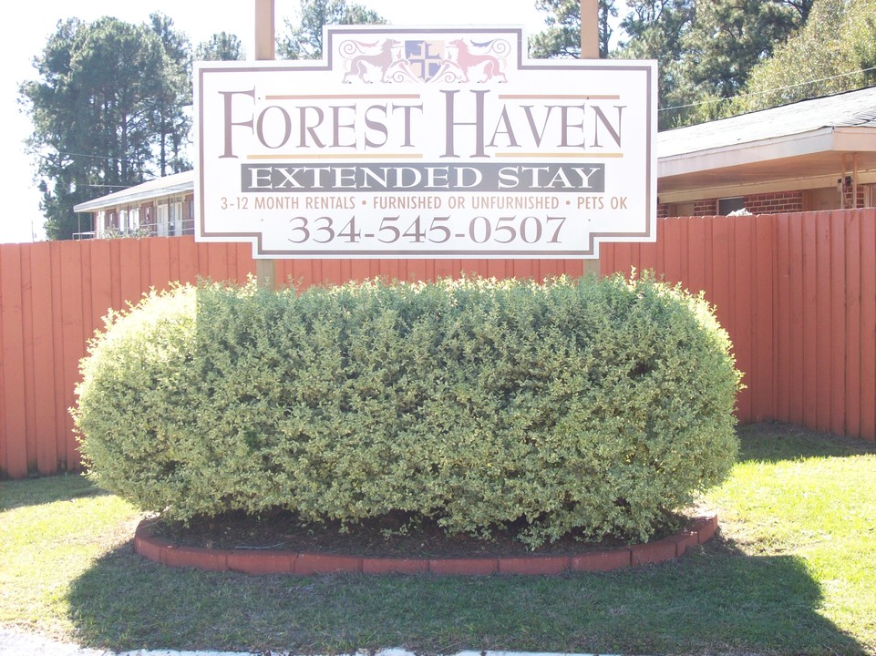 Forest Haven Apartments in Ozark, AL - Foto de edificio