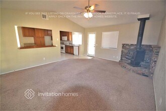 20827 Calwood St in Santa Clarita, CA - Foto de edificio - Building Photo