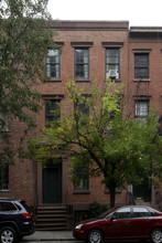 38 King St in New York, NY - Building Photo - Building Photo