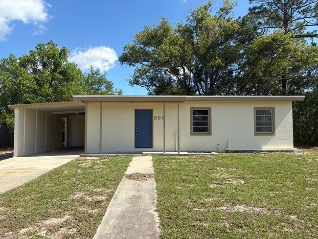 property at 886 Crawford St