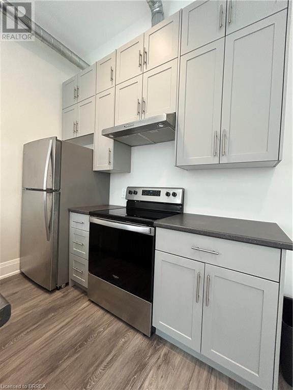 property at 11 Queen St