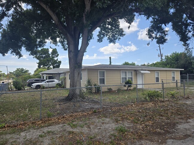 property at 843 41st St S